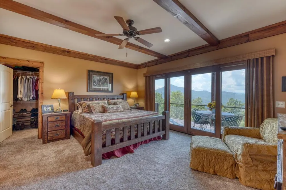 2187 Carlin Road Hiawassee, GA 30546