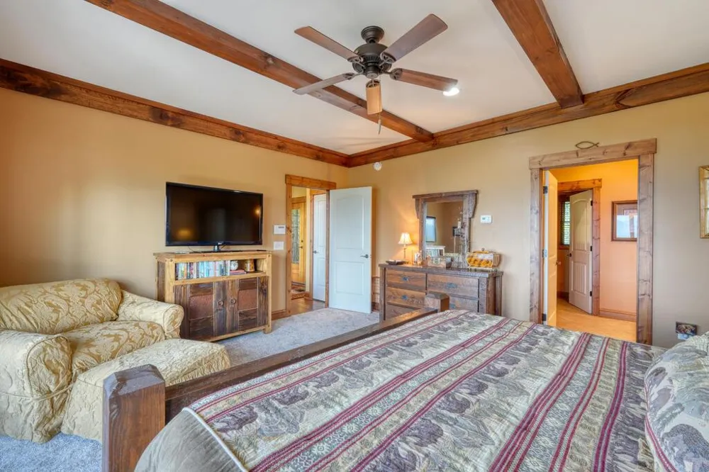 2187 Carlin Road Hiawassee, GA 30546