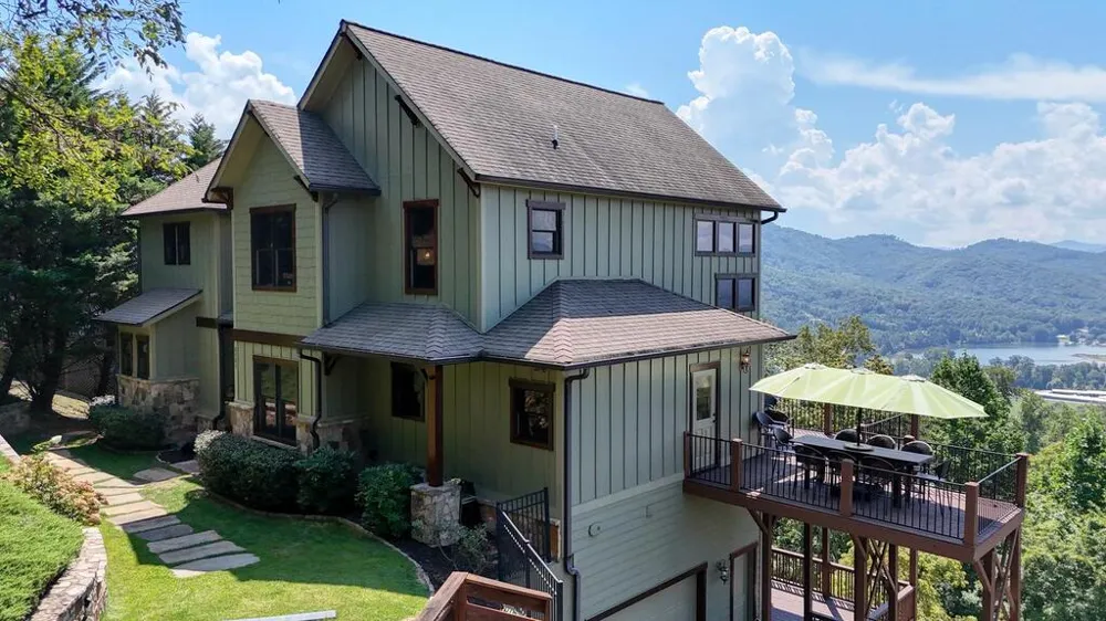 2187 Carlin Road Hiawassee, GA 30546