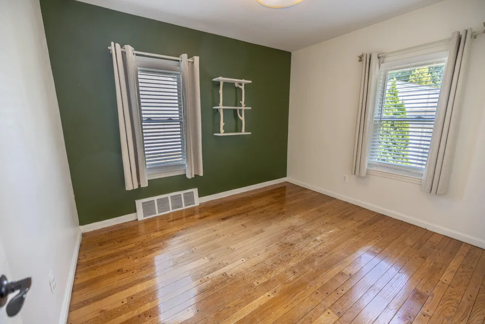 1520 Alexander Avenue Royal Oak City, MI 48067