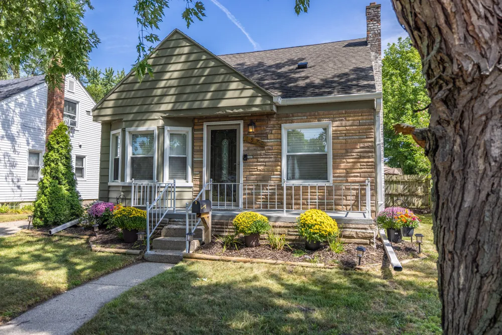 1520 Alexander Avenue Royal Oak City, MI 48067