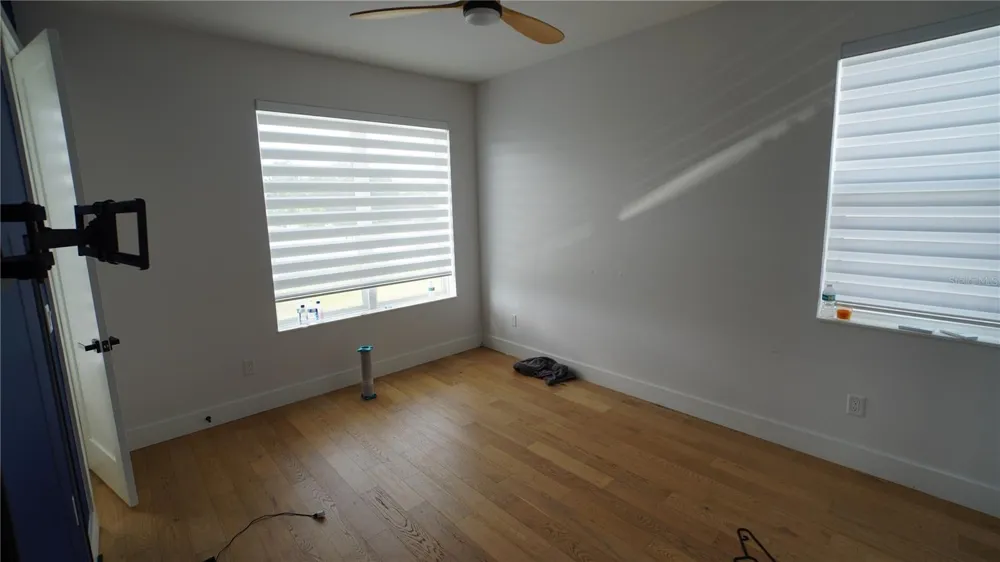 3213 W ABDELLA STREET Tampa, FL 33607