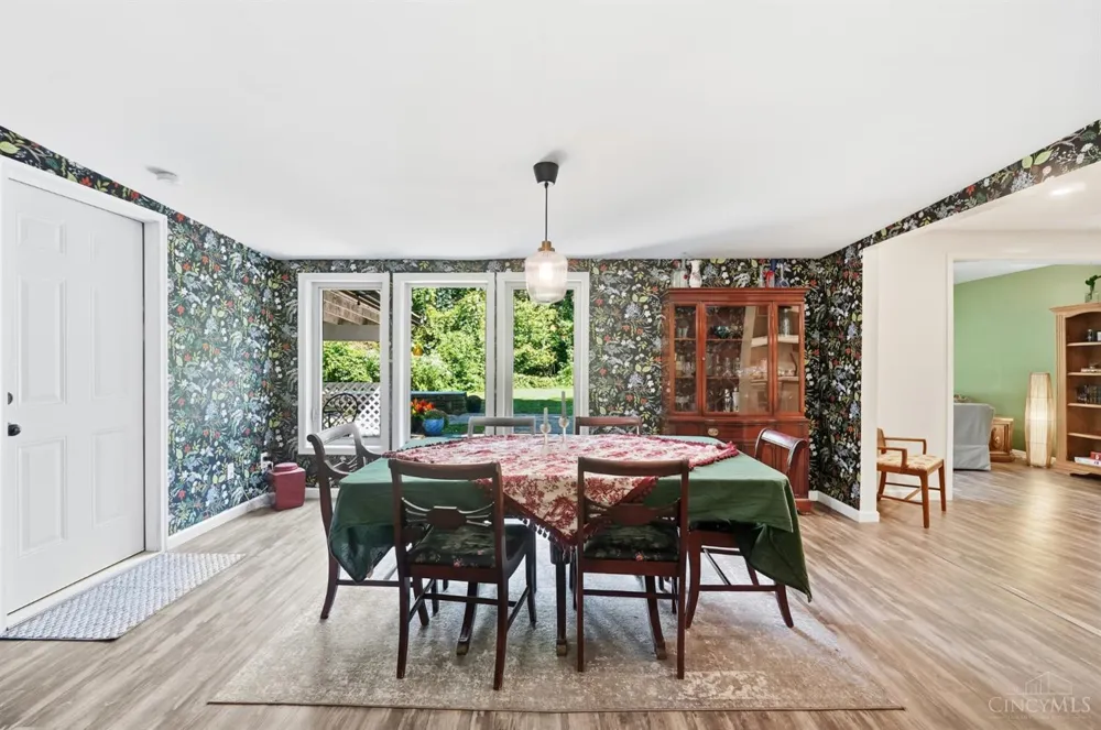 9084 Arrowhead Court Springfield, OH 45231