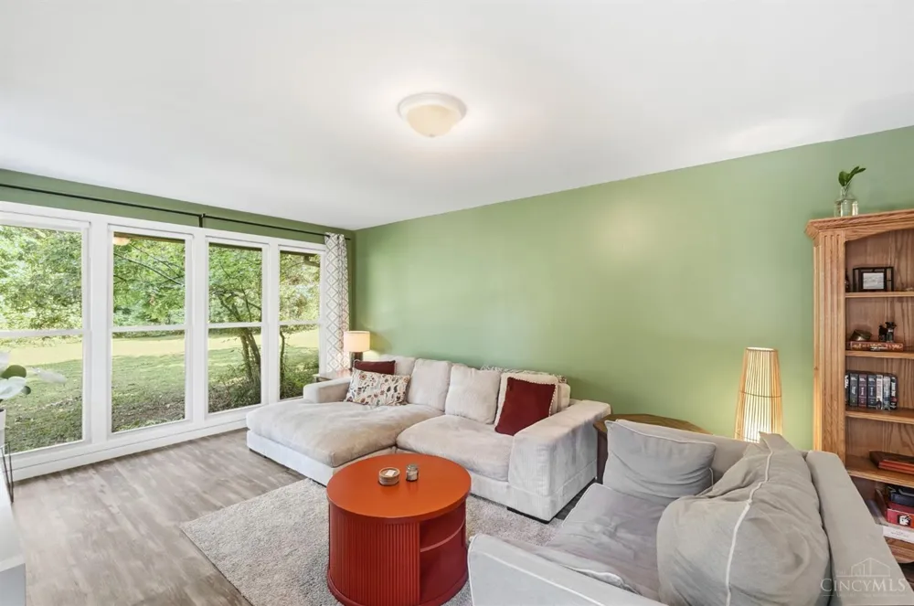 9084 Arrowhead Court Springfield, OH 45231