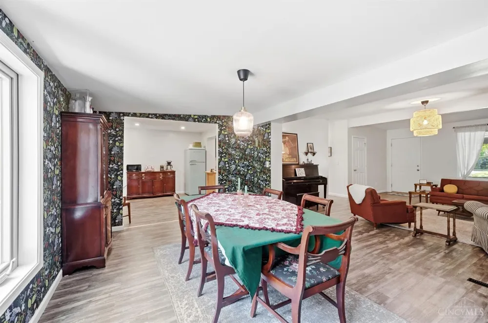 9084 Arrowhead Court Springfield, OH 45231