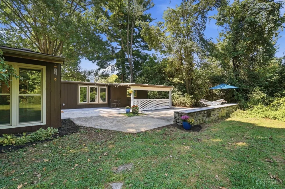 9084 Arrowhead Court Springfield, OH 45231