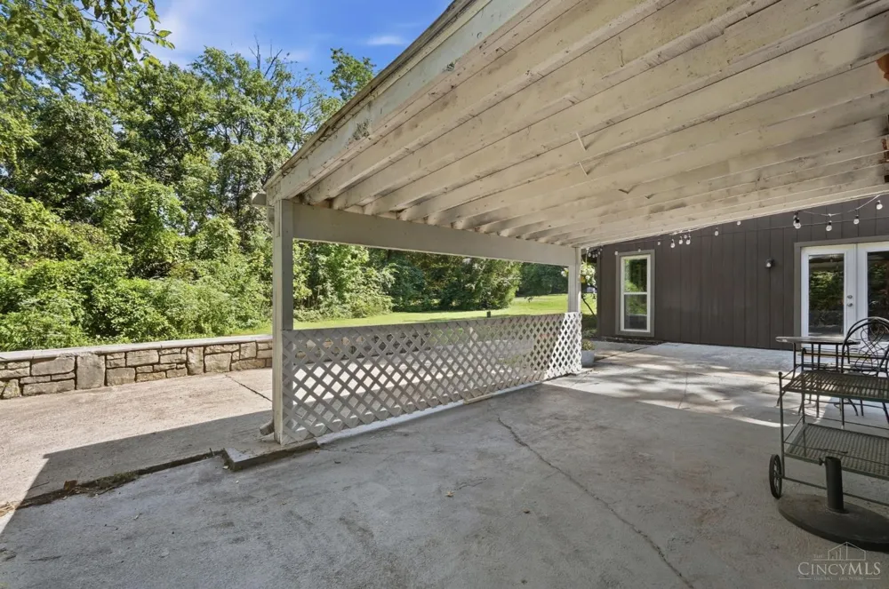 9084 Arrowhead Court Springfield, OH 45231