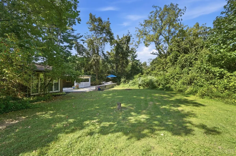 9084 Arrowhead Court Springfield, OH 45231