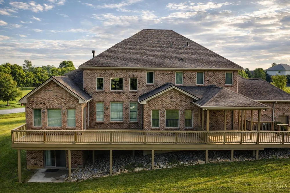8005 Bending Willow Court Clearcreek, OH 45068