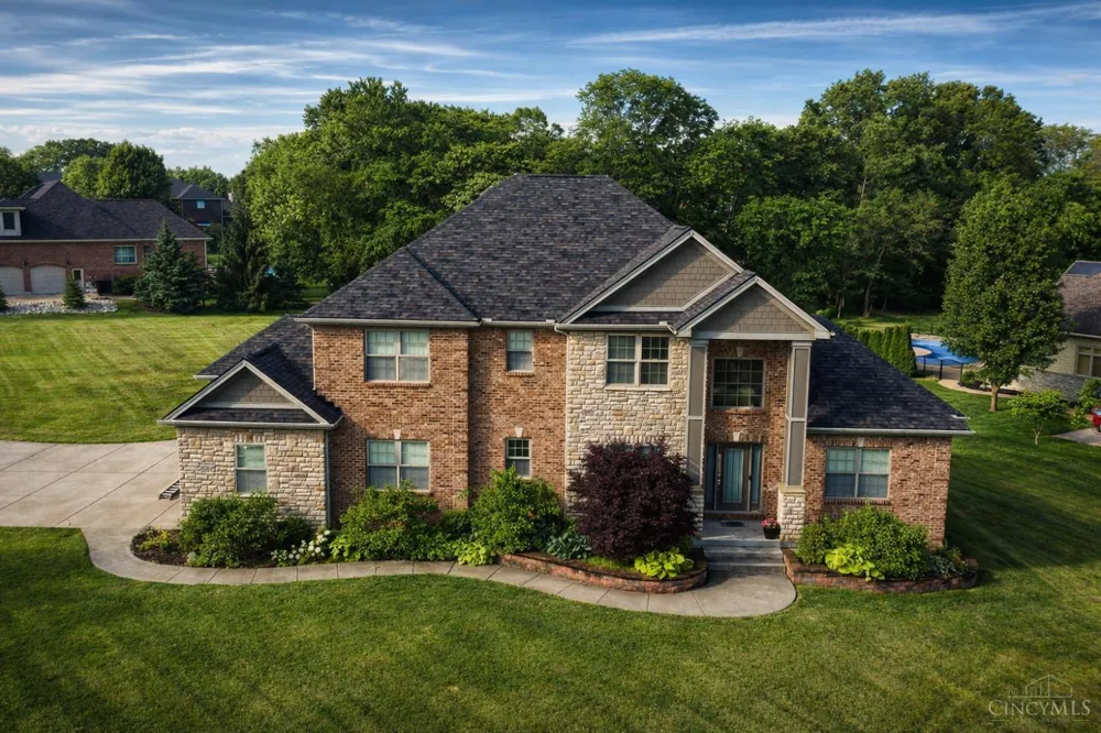 8005 Bending Willow Court Clearcreek, OH 45068