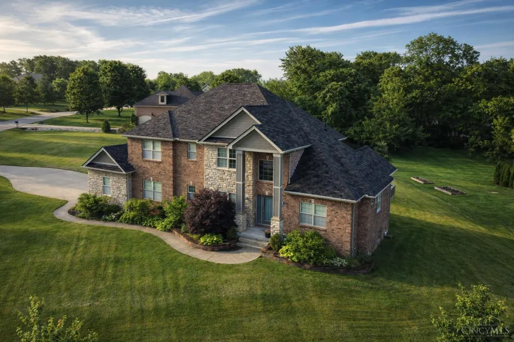 8005 Bending Willow Court Clearcreek, OH 45068
