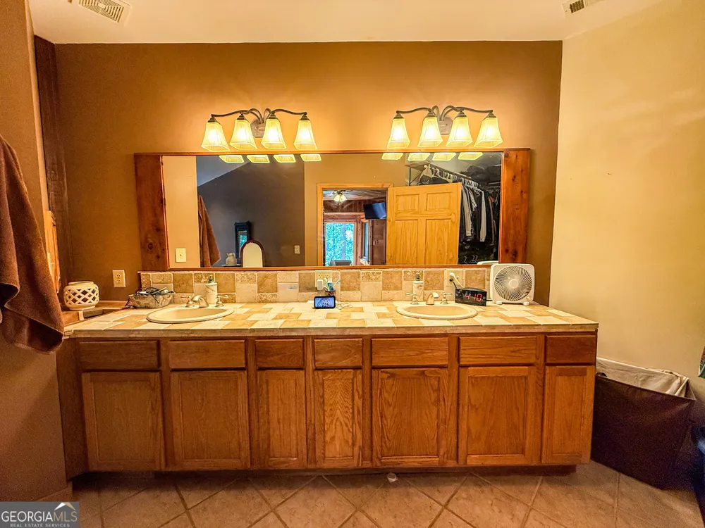 187 Still Water WAY Demorest, GA 30535