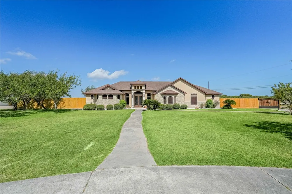 1502 Westridge Boulevard Corpus Christi, TX 78418