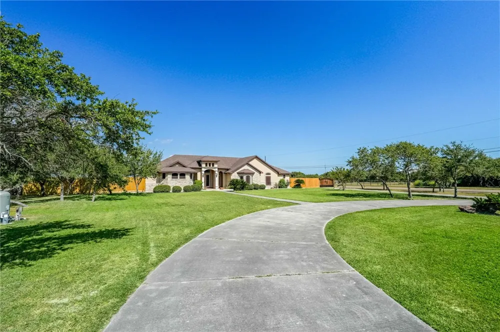 1502 Westridge Boulevard Corpus Christi, TX 78418