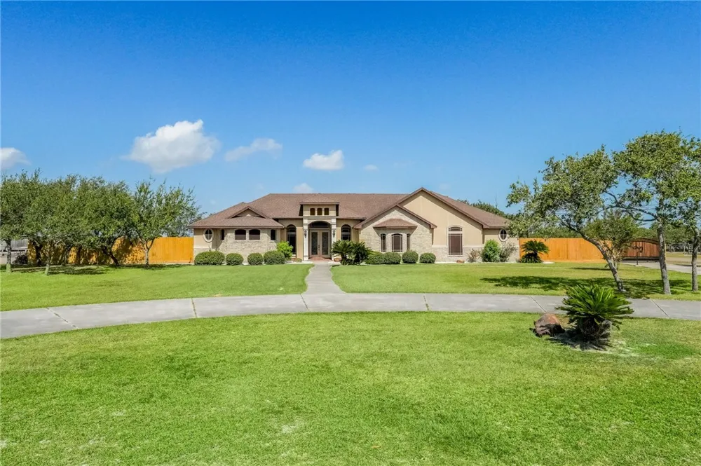 1502 Westridge Boulevard Corpus Christi, TX 78418