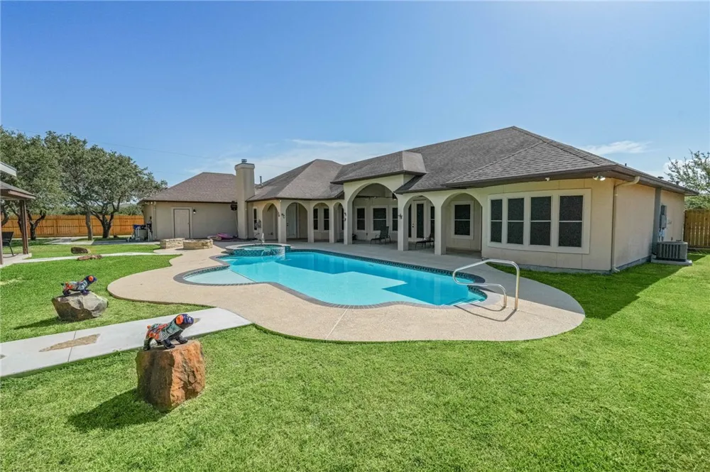 1502 Westridge Boulevard Corpus Christi, TX 78418