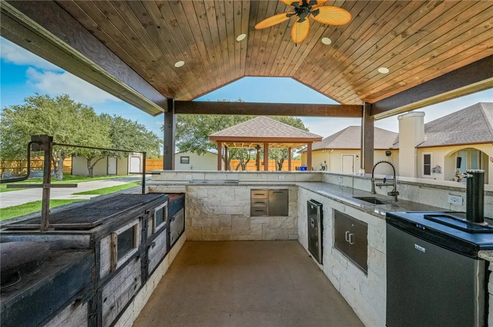 1502 Westridge Boulevard Corpus Christi, TX 78418