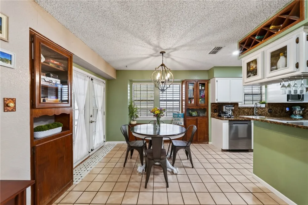 1101 Ontario Drive Corpus Christi, TX 78418