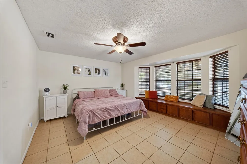1101 Ontario Drive Corpus Christi, TX 78418
