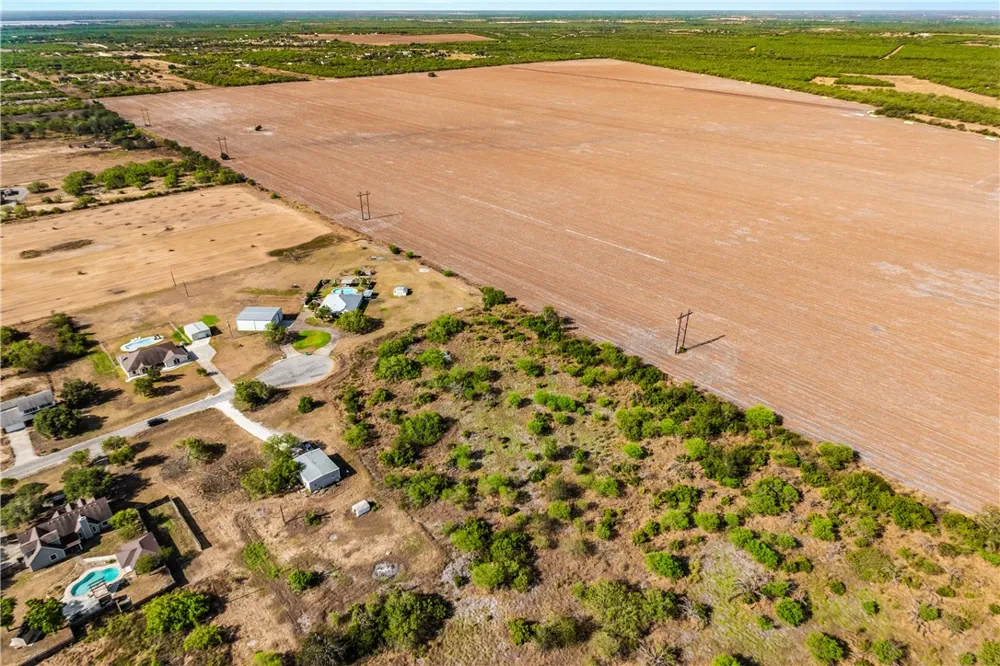 County Road 312 Orange Grove, TX 78372