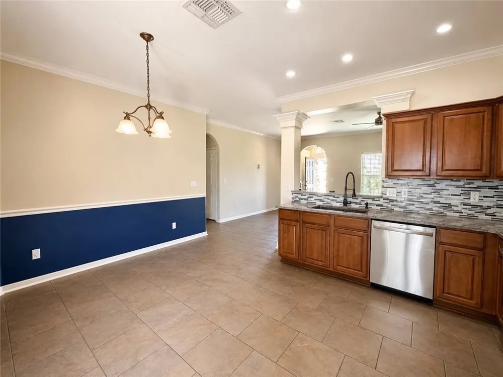 1124 Imperial Street Portland, TX 78374