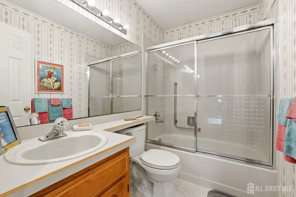 52-B Rutland Lane Monroe, NJ 08831