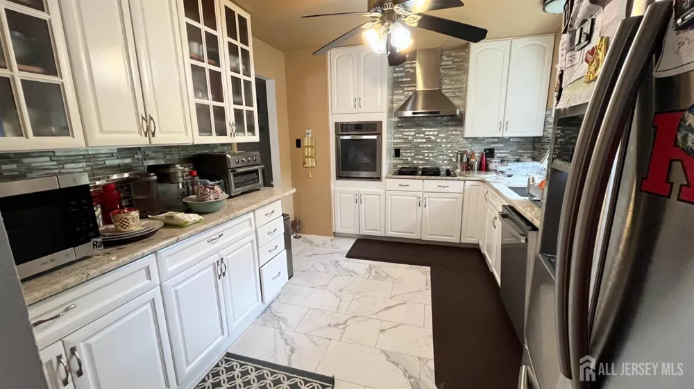 86 Mitchell Avenue Piscataway, NJ 08854