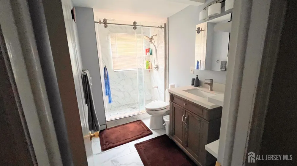 86 Mitchell Avenue Piscataway, NJ 08854