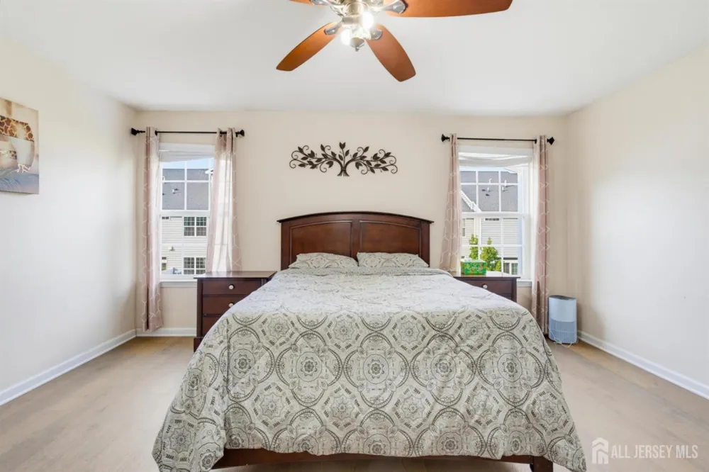 16 Morris Lane Cranbury, NJ 08512