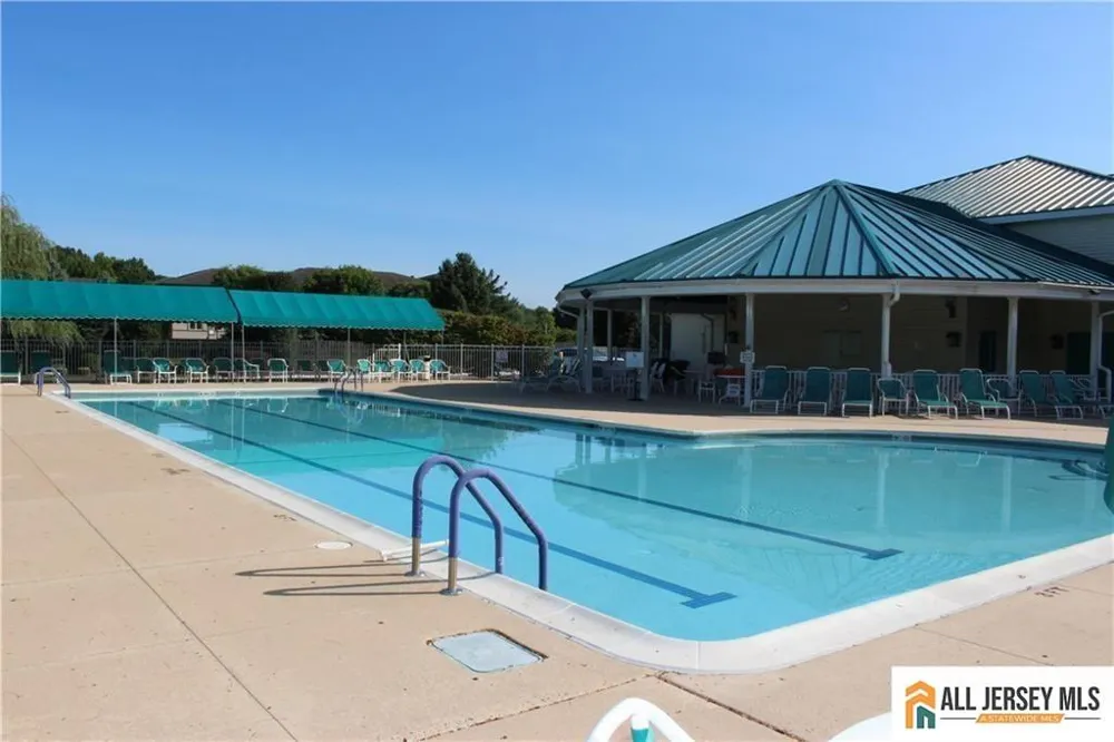 106 Blackbird Drive Monroe, NJ 08831