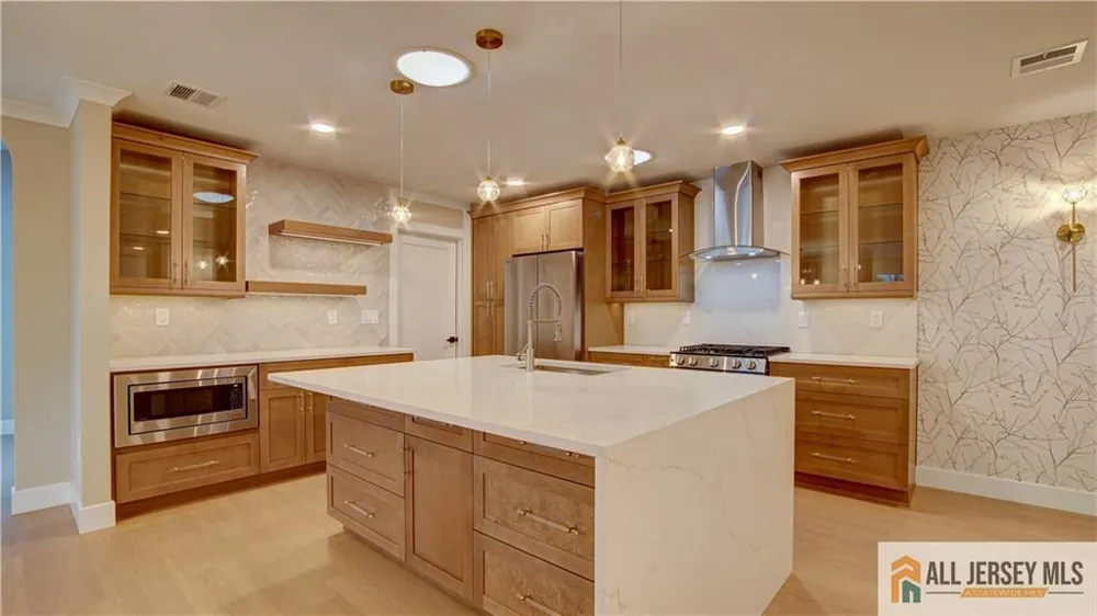 106 Blackbird Drive Monroe, NJ 08831