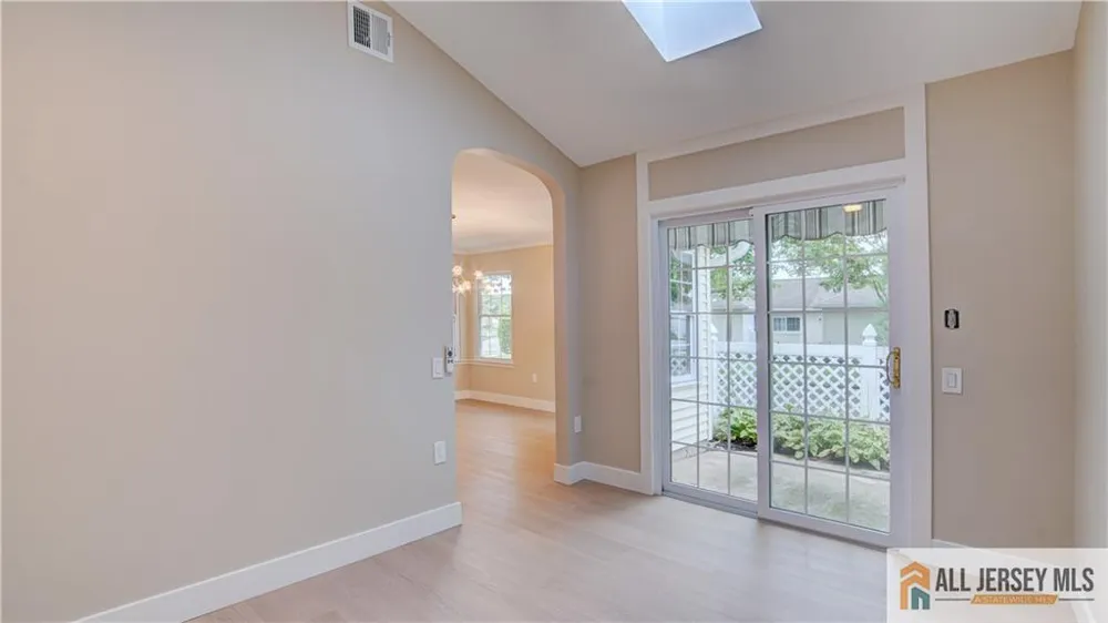 106 Blackbird Drive Monroe, NJ 08831
