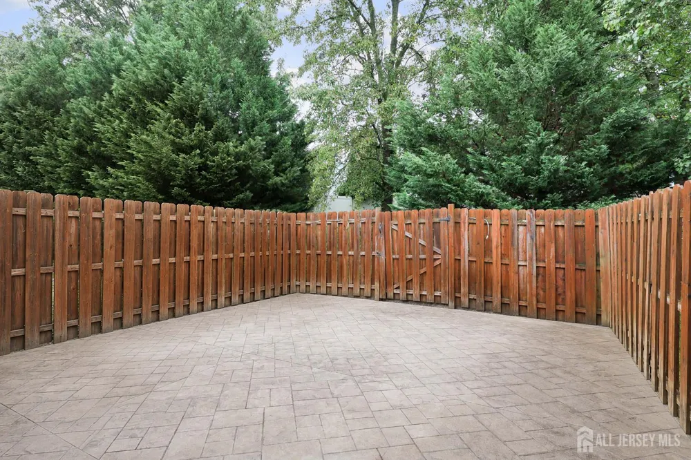 117 Lexington Circle Matawan, NJ 07747