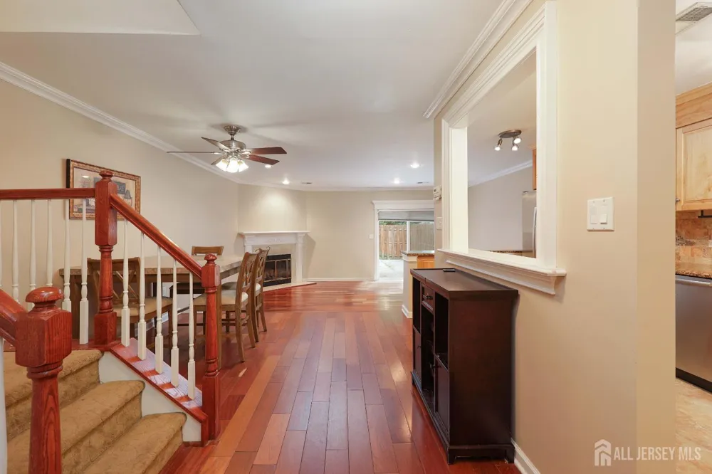 117 Lexington Circle Matawan, NJ 07747