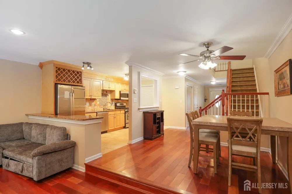 117 Lexington Circle Matawan, NJ 07747