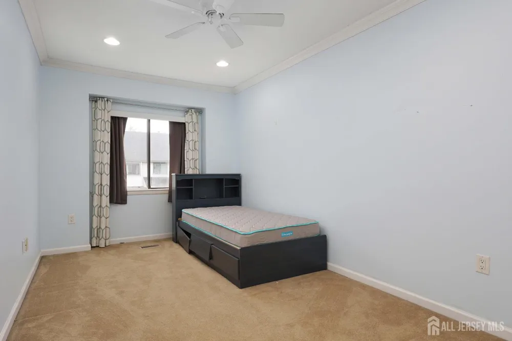 117 Lexington Circle Matawan, NJ 07747