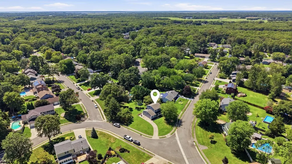 324 Discovery Ln Egg Harbor Township, NJ 08234