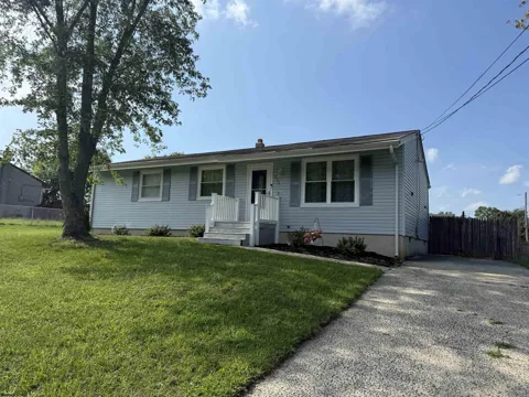 222 Gray Ave