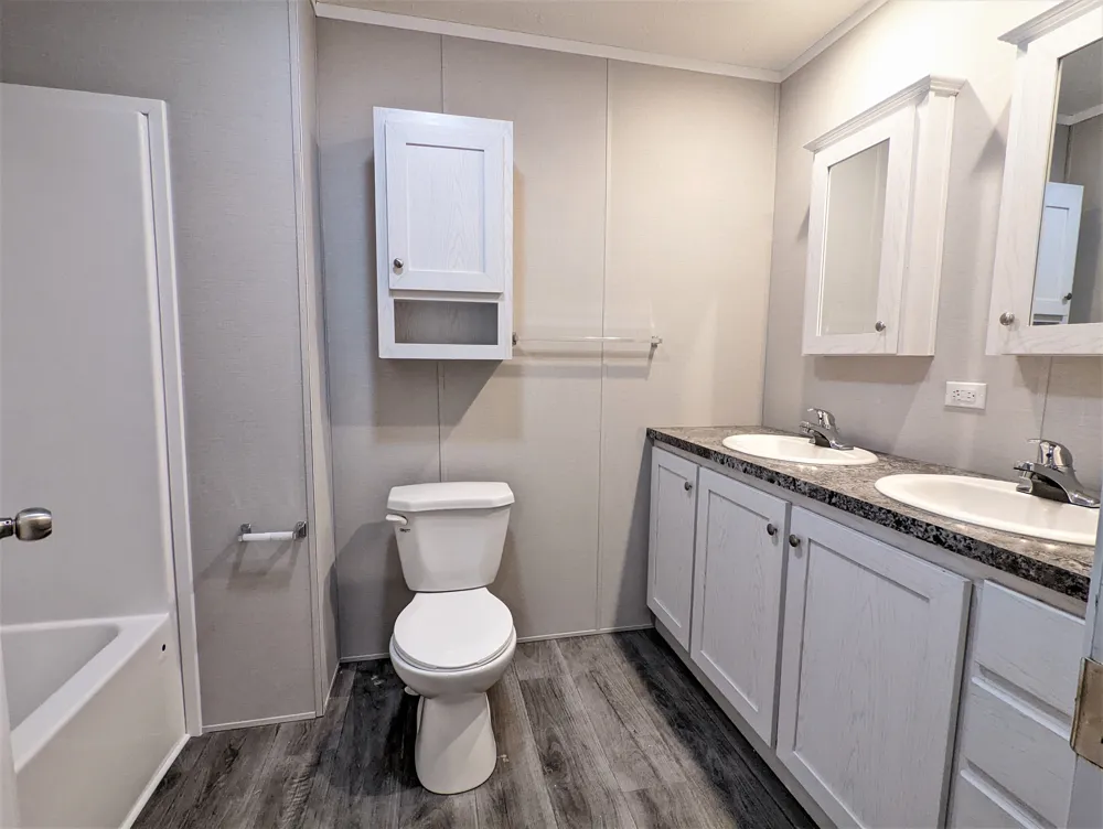 677 Oregon Belleville, MI 48111