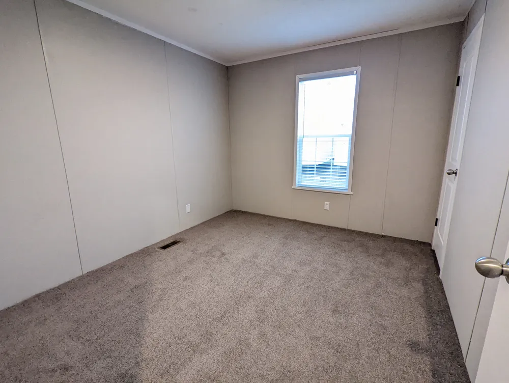 677 Oregon Belleville, MI 48111