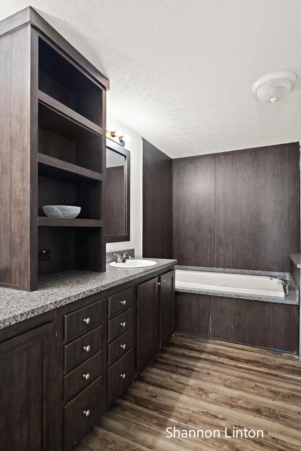 8783 Muirfield Drive West Olive, MI 49460
