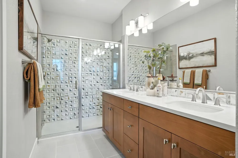 93 Serrano Lane ##1402 Morgan Hill, CA 95037