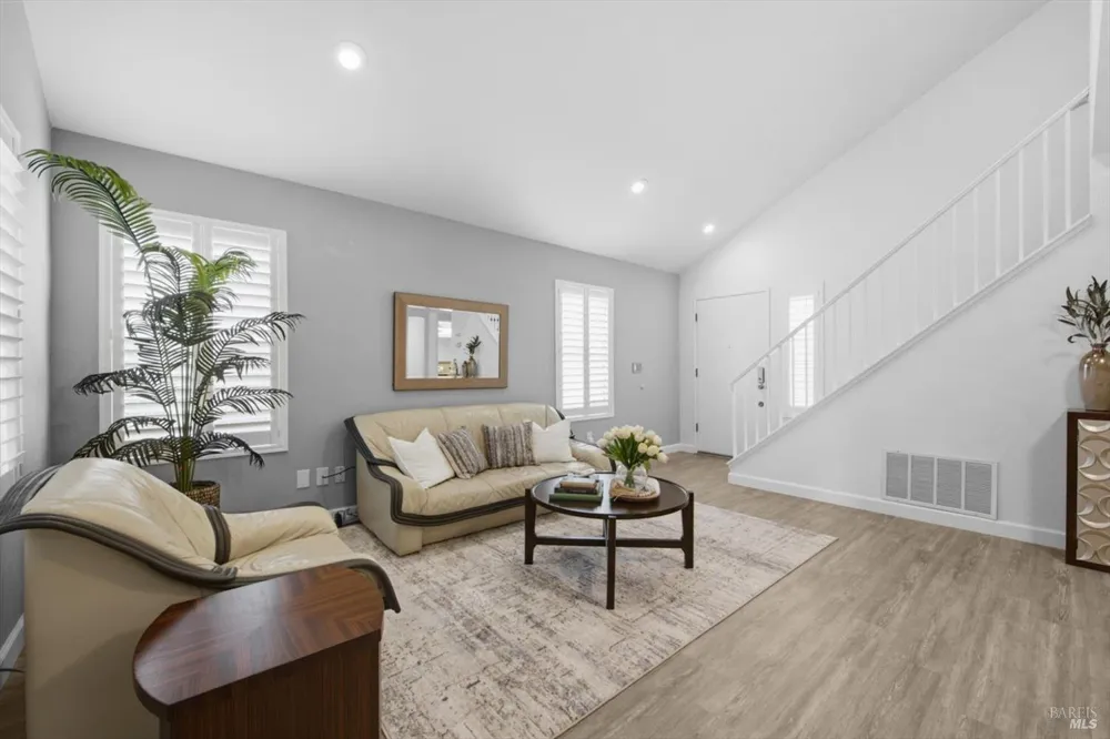 865 Turquoise Street Vacaville, CA 95687