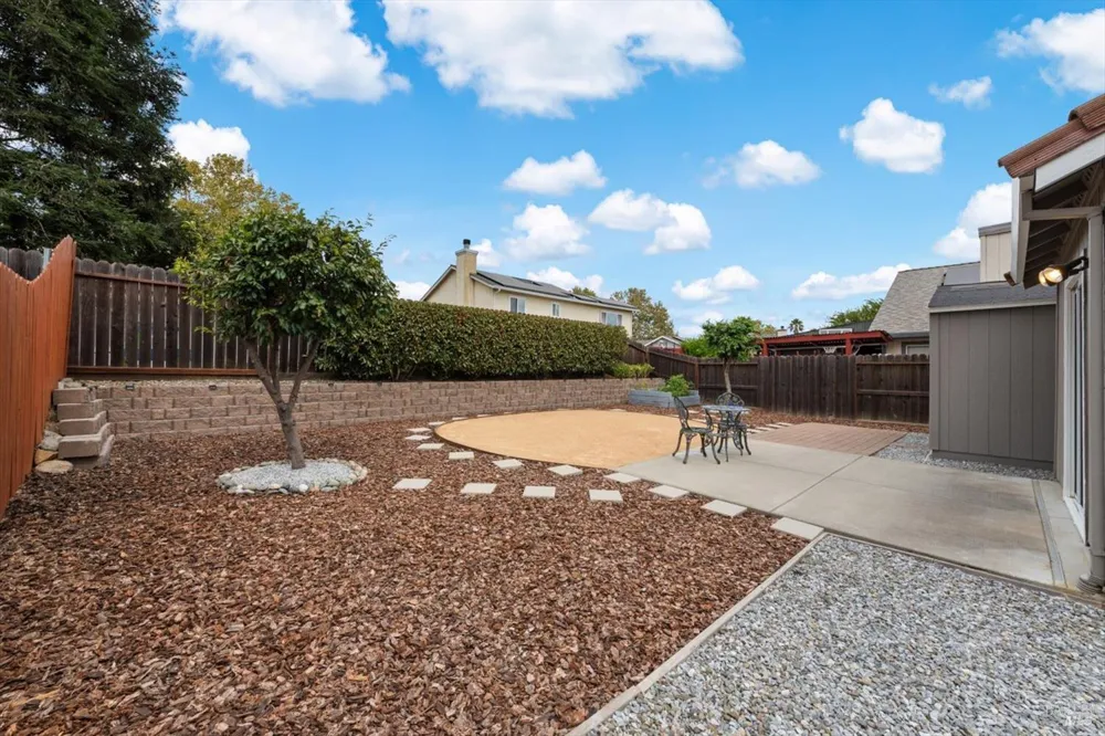 865 Turquoise Street Vacaville, CA 95687