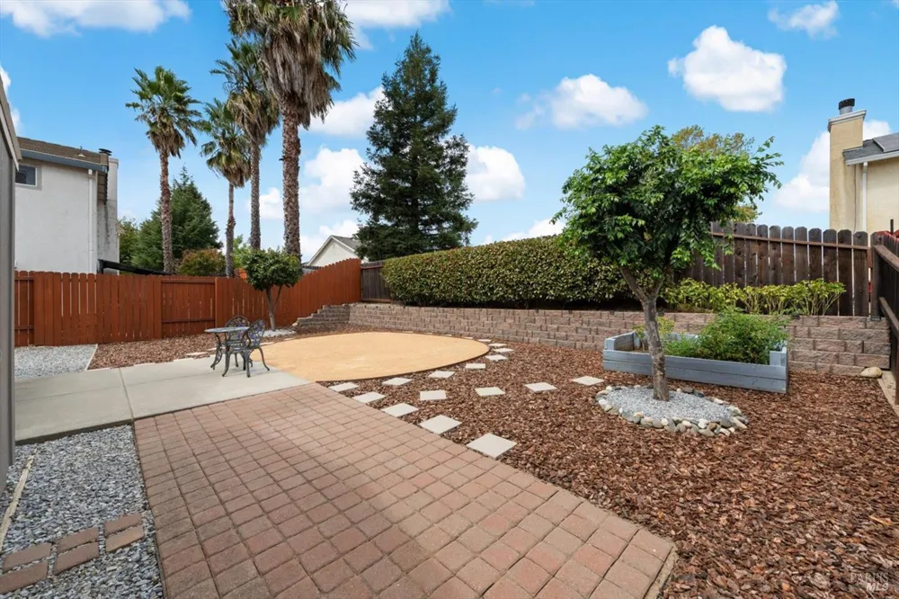 865 Turquoise Street Vacaville, CA 95687