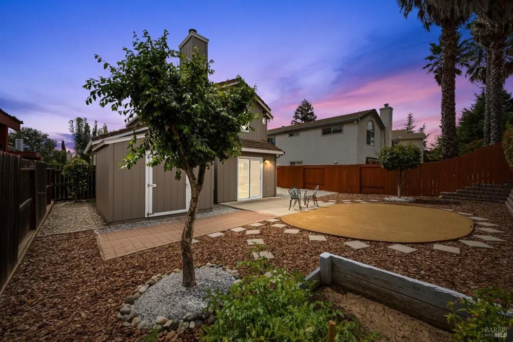 865 Turquoise Street Vacaville, CA 95687