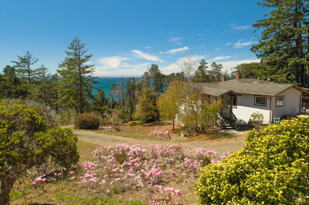 34501 S. Highway 1 Gualala, CA 95445