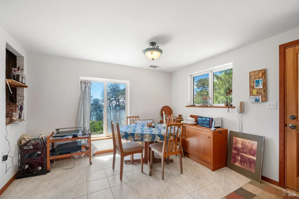 34501 S. Highway 1 Gualala, CA 95445