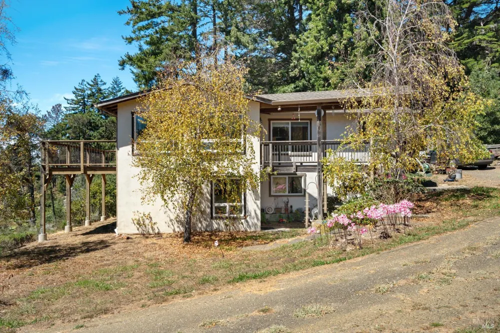 34501 S. Highway 1 Gualala, CA 95445