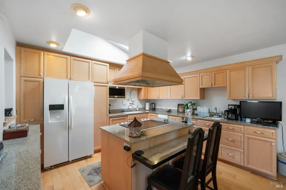 34501 S. Highway 1 Gualala, CA 95445
